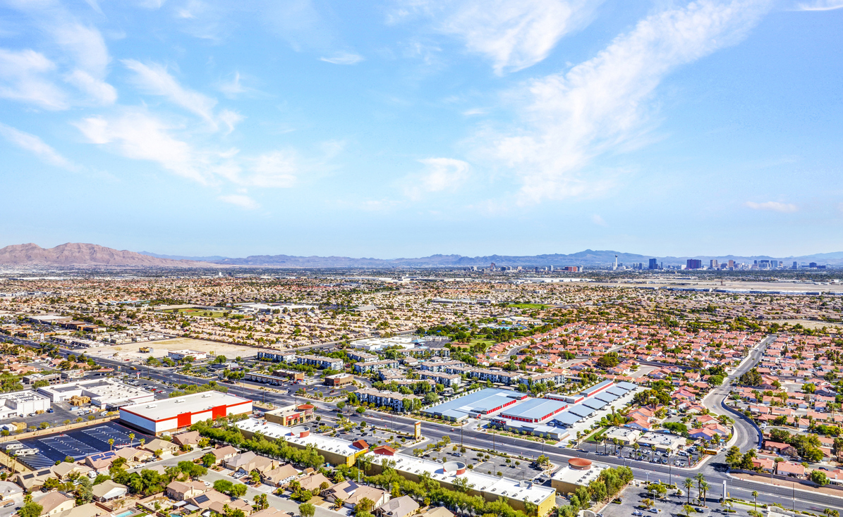 Desert Oaks Plaza - Image 16