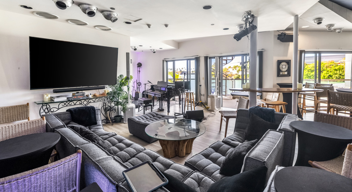 Hawaii Kai Shopping Center