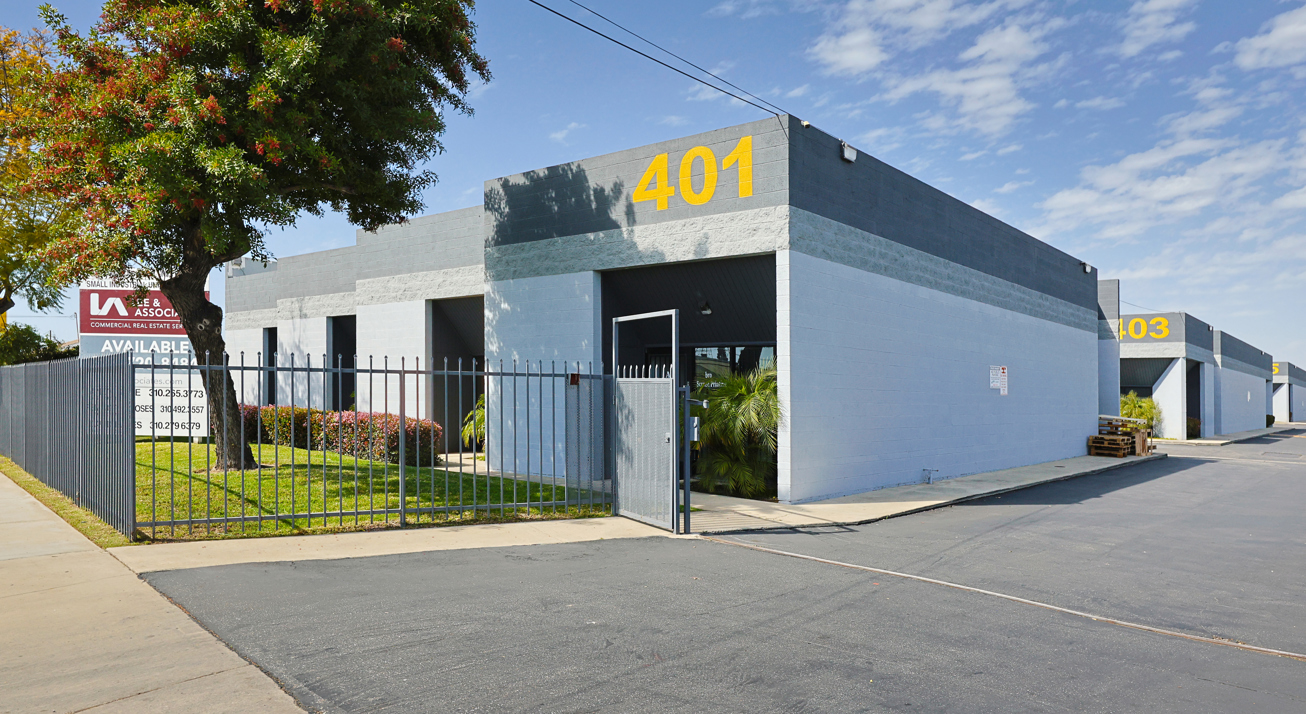 South Bay Trade Center - Image 4